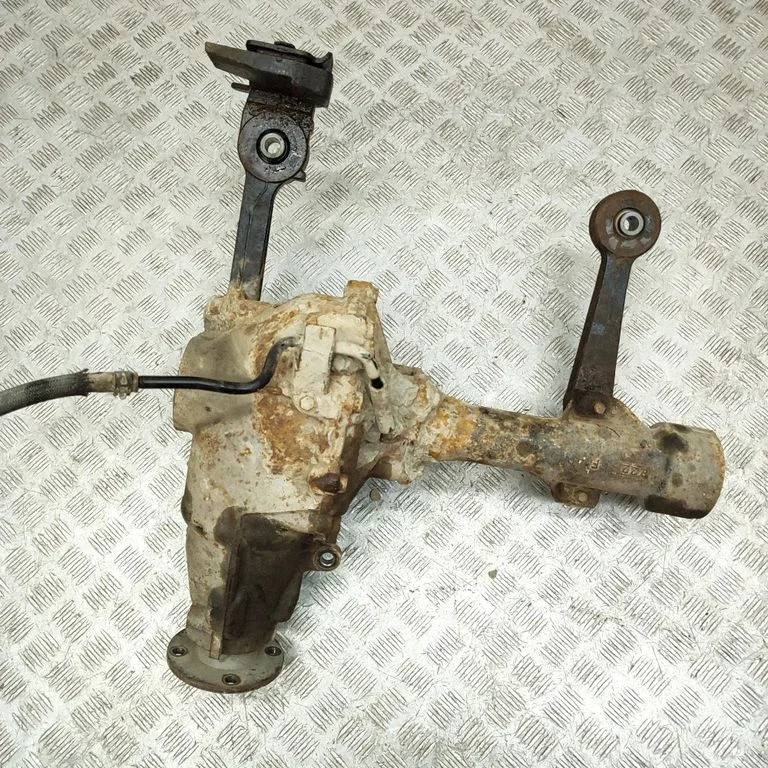 Front differential 4111060D00