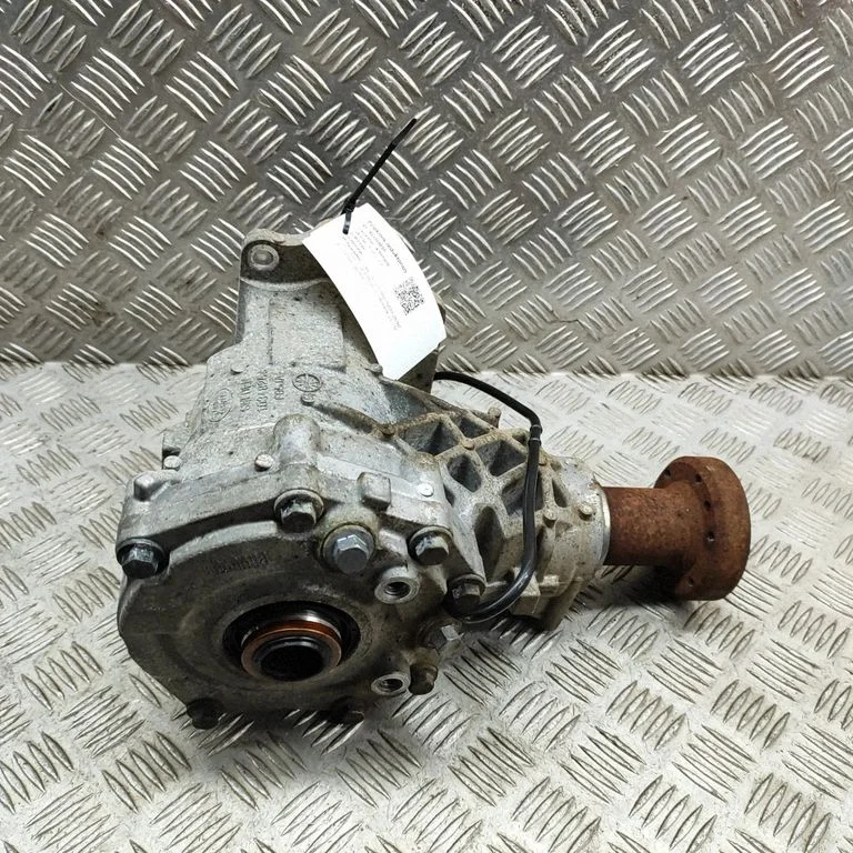 Priekšējais reduktors EJ327L486AC