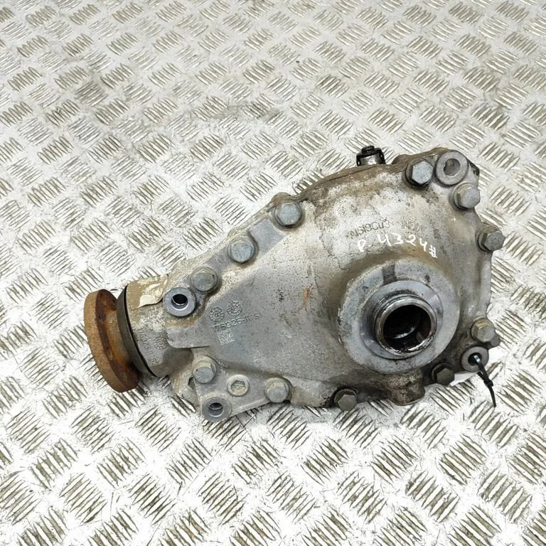 Eesmine reduktor (diferentsiaal) – BMW 3-seeria F30 F35 F31 (2012-2018)