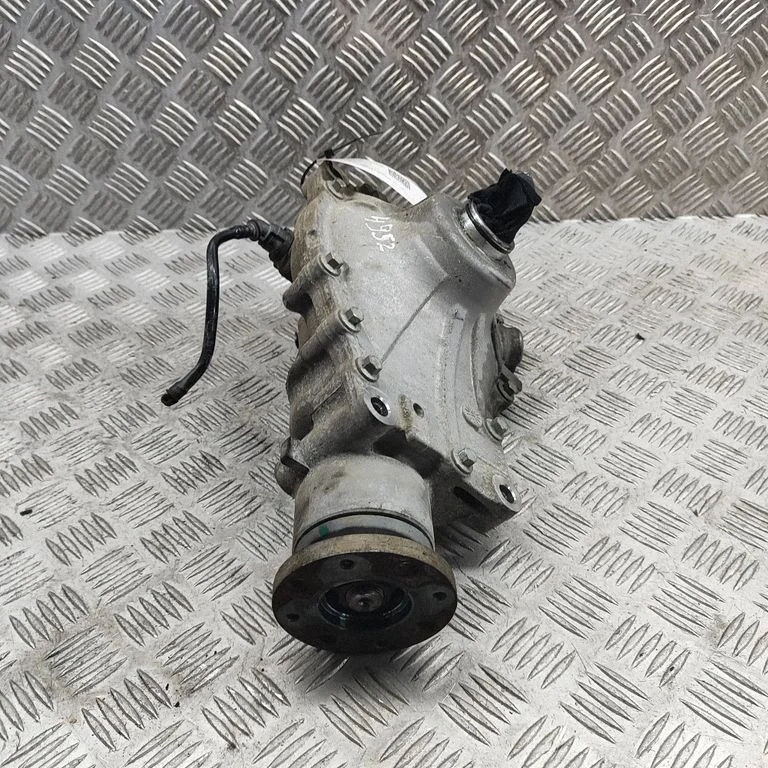 Front differential 8487441