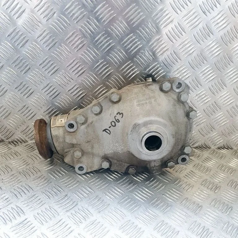 Front differential – BMW 3 Series F30 F35 F31 (2012-2018)