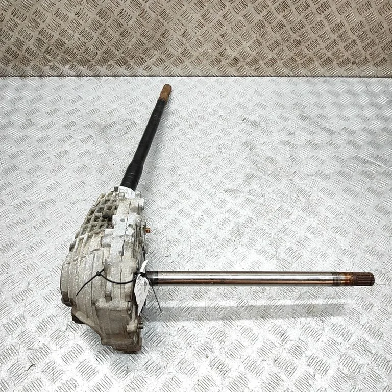 Front differential M0029424