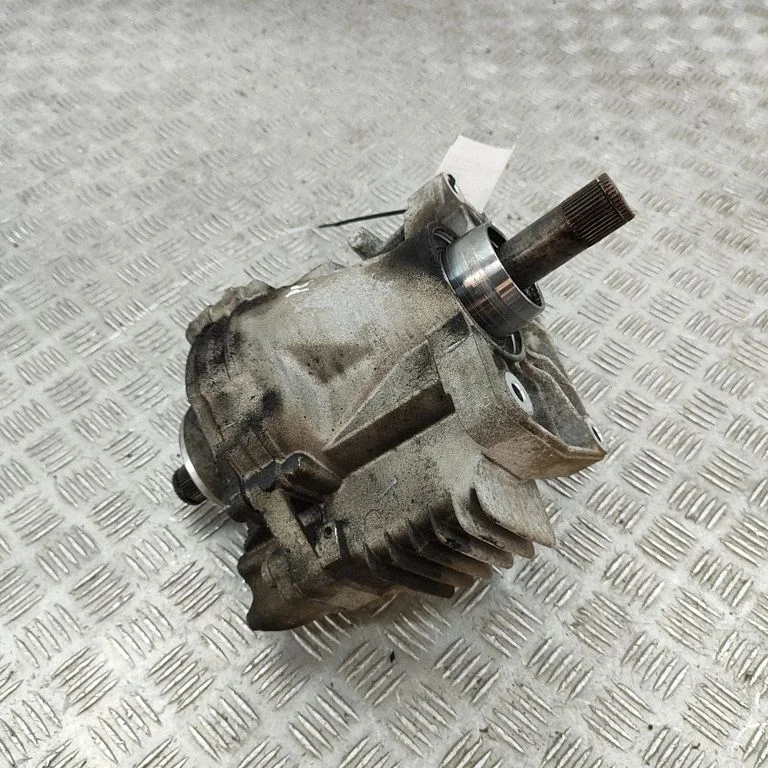 Priekšējais reduktors 0A6409053