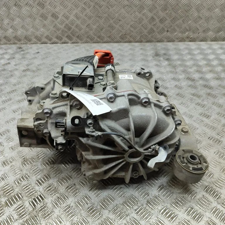 Aizmugurējais reduktors TZ215X001