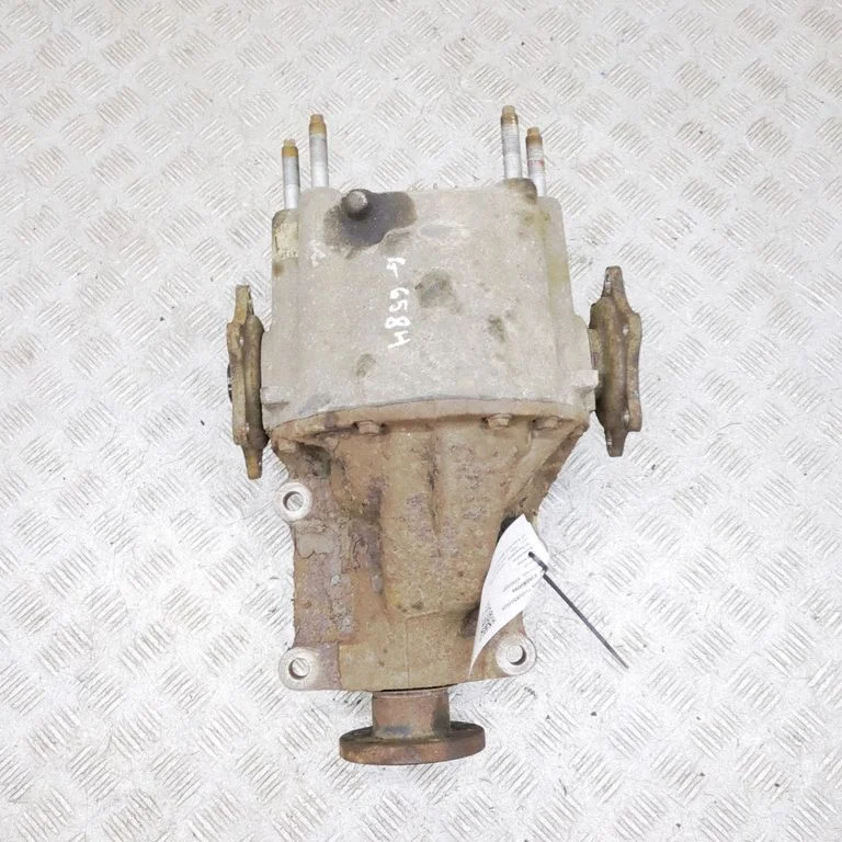 Aizmugurējais reduktors 41200PCZ003