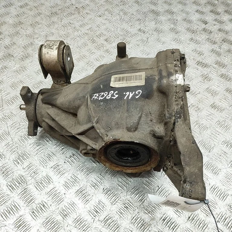 Aizmugurējais reduktors A2093510205