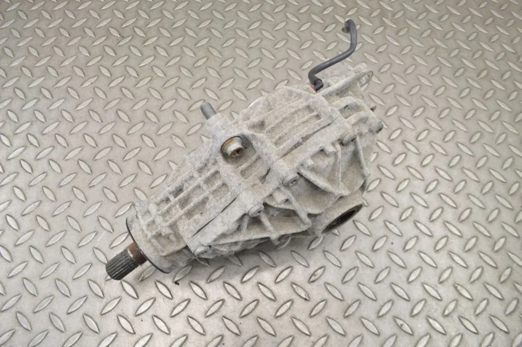 Priekšējais reduktors M0030082