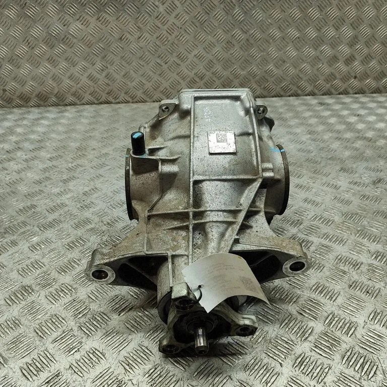 Aizmugurējais reduktors A2233510300