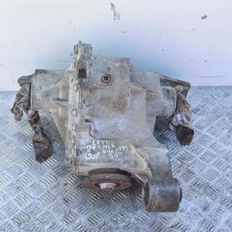 Aizmugurējais reduktors – Land Rover Discovery 4 - LR4 (2010-2016)