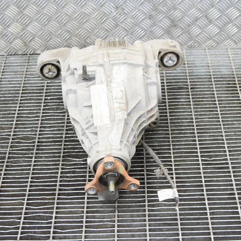 Tagumine reduktor (diferentsiaal) – Porsche Panamera (970) (2009-2017)