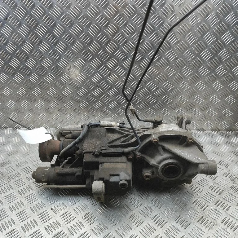 Tagumine reduktor (diferentsiaal) GJ324N053AB