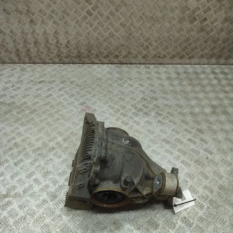 Dyferencjał tylny A2573506400