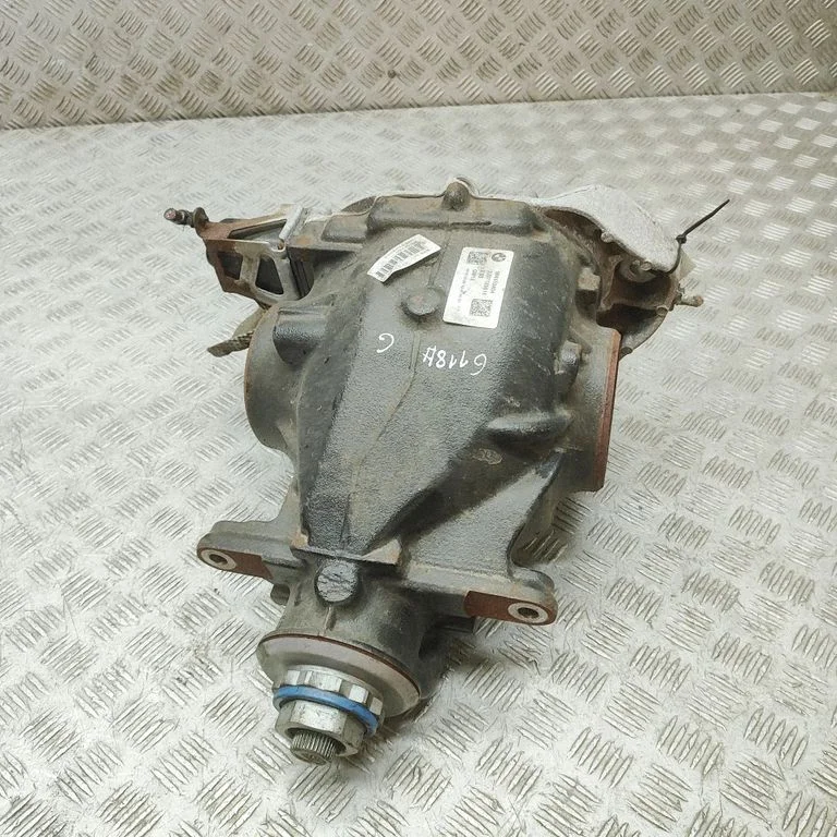 Dyferencjał tylny – BMW Seria 4 G22 G23 G24 G26 (2020-)
