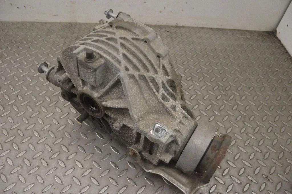 Rear differential – Maserati Ghibli (2013-)