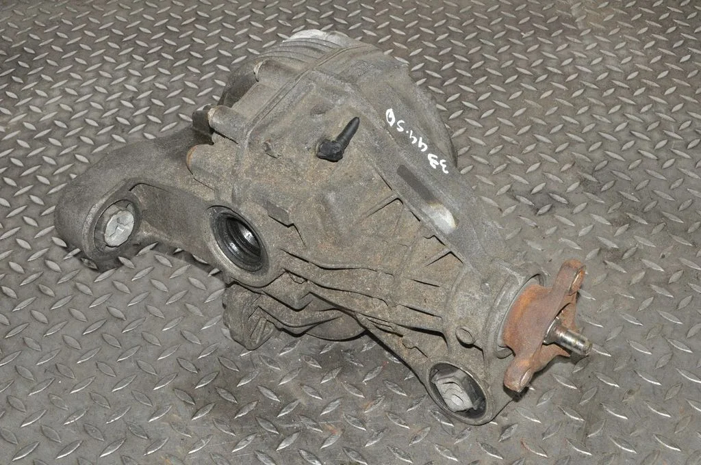 Tagumine reduktor (diferentsiaal) – Porsche Panamera (970) (2009-2017)