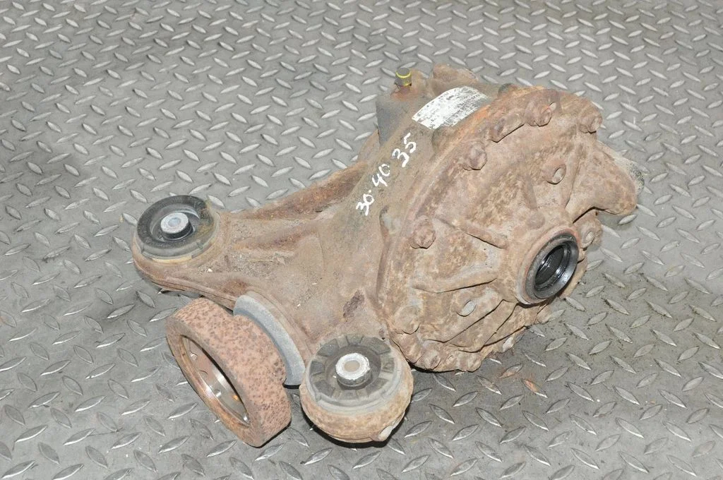 Rear differential 9X234A213A