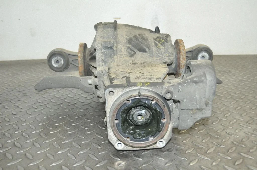 Dyferencjał tylny 01R525053