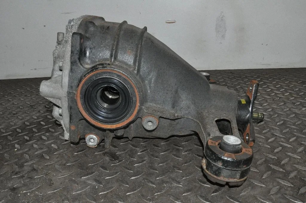 Rear differential – Lexus RC (2014-)