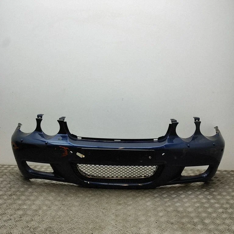 Priekšējais bamperis 7W9317C831ABW