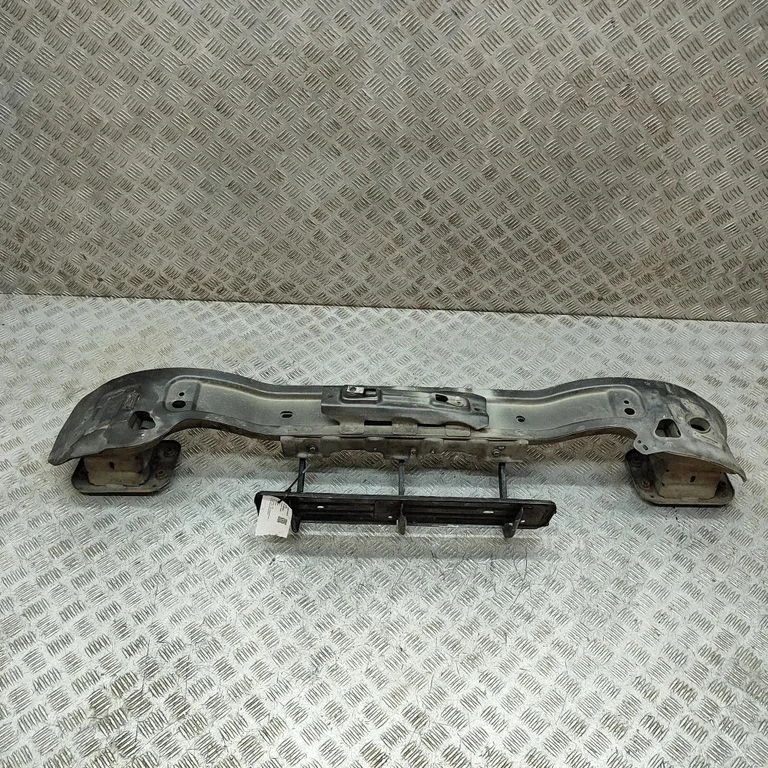 Priekšējā bampera šķērssija GK3117K876AD