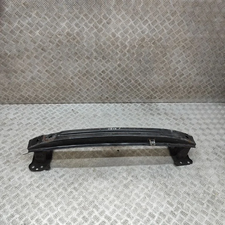 Priekšējā bampera šķērssija 3C8807109C