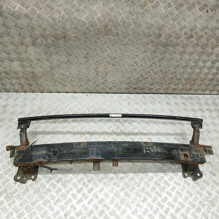 Priekšējā bampera šķērssija 64900D7000