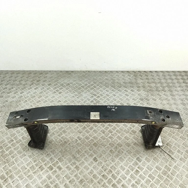Priekšējā bampera šķērssija 5710830160