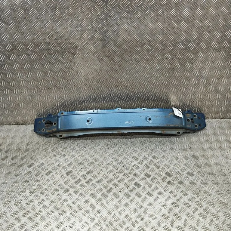 Priekšējā bampera šķērssija 520210D070