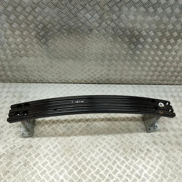 Priekšējā bampera šķērssija 620325SA0A