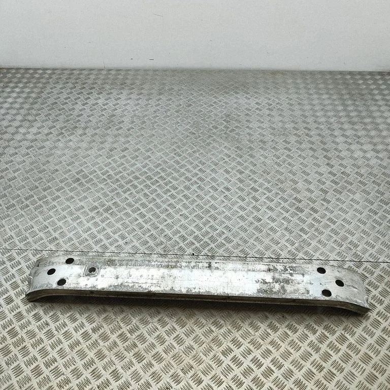 Belka zderzaka przedniego 5213150070 – Lexus LS UCF30 (2001-2007)