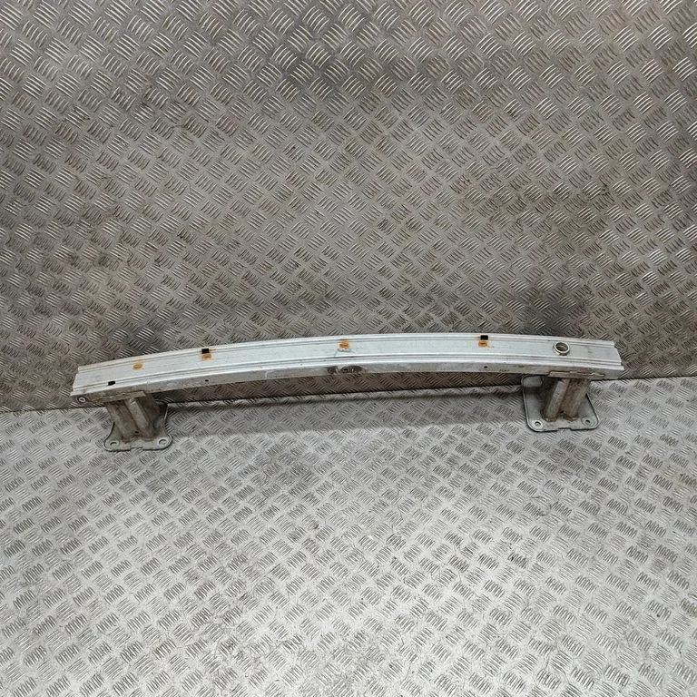 Front bumper cross member – Opel Vivaro (2014-2018)