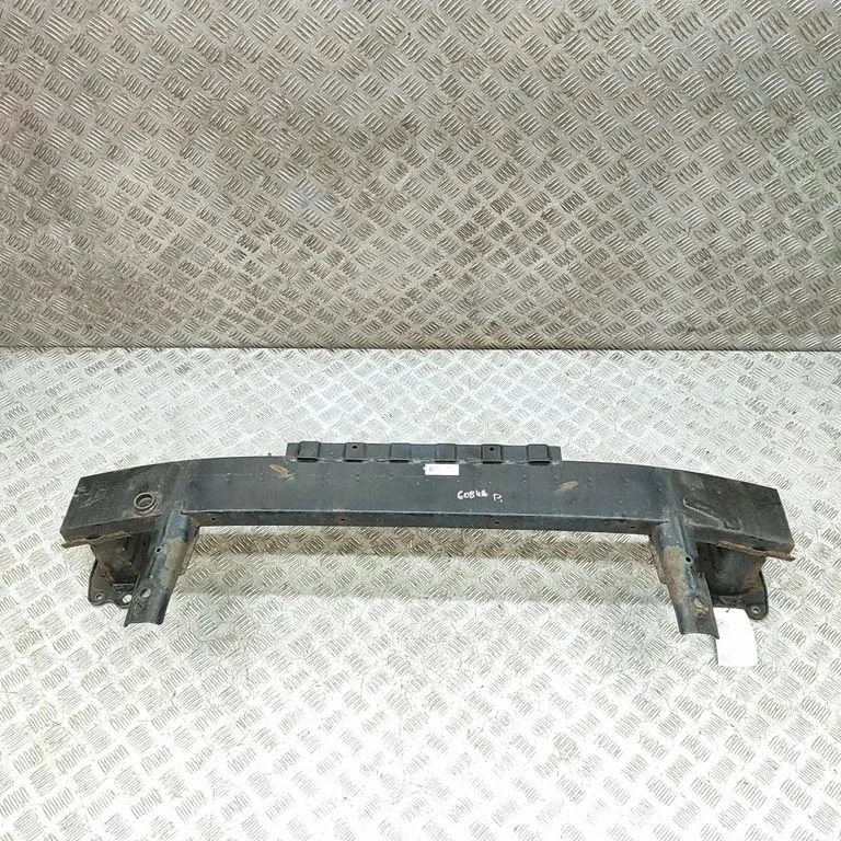 Priekšējā bampera šķērssija 64900D4020