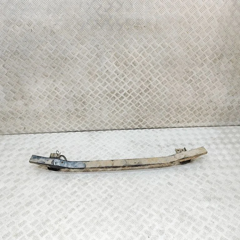 Priekšējā bampera šķērssija MR466819
