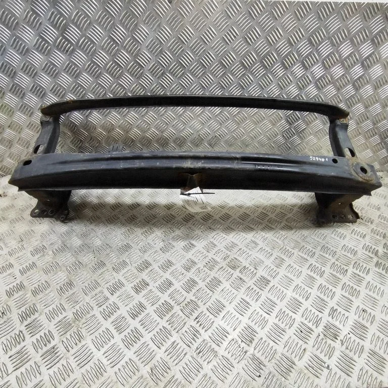 Priekšējā bampera šķērssija 2K5807109