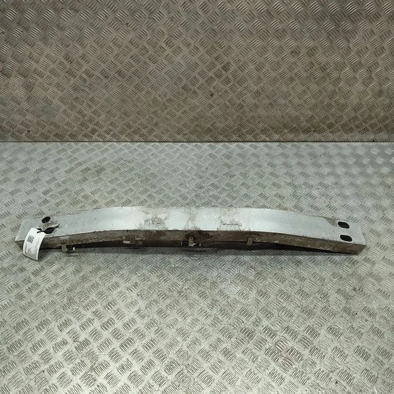 Front bumper cross member – Toyota Prius (XW20) (2003-2009)