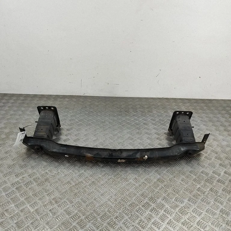 Front bumper cross member – BMW X6 E71 (2008-2014)