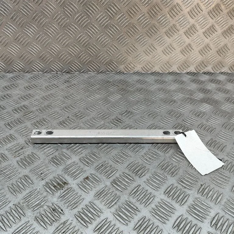 Esistange põikitala A1676264600