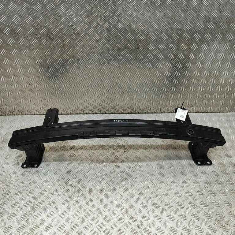Priekšējā bampera šķērssija 865302T070