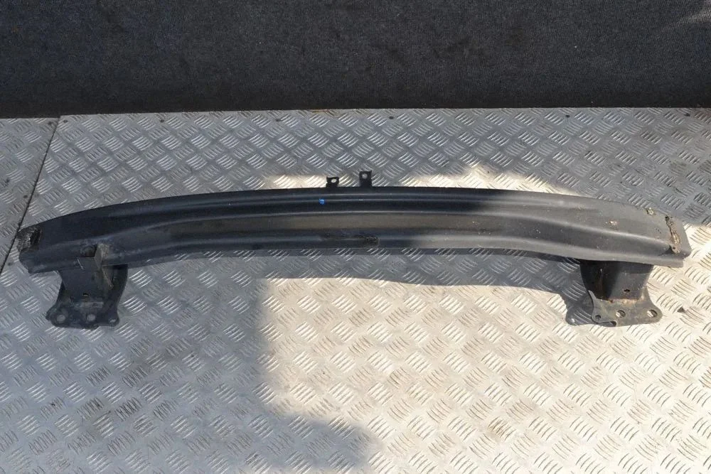 Priekšējā bampera šķērssija – Volkswagen Jetta V (2005-2010)