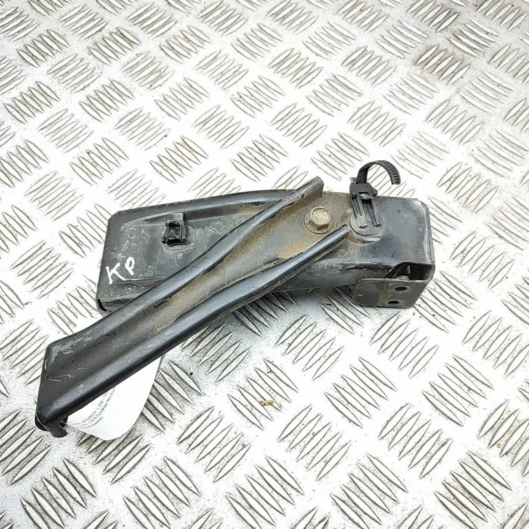 Esistange kinnitusklamber 6400G177