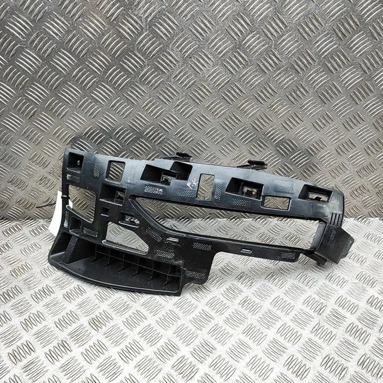 Front bumper mounting bracket 194445700D
