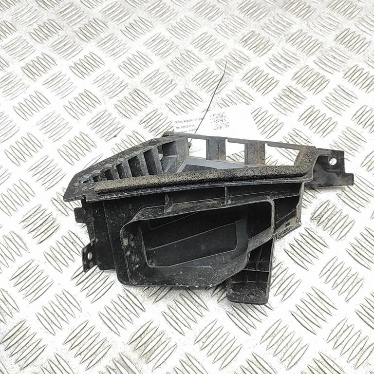 Priekšējā bampera turētājs 57731CC510