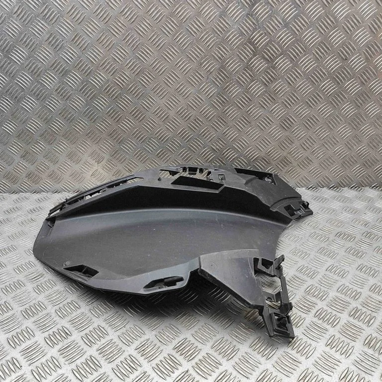 Priekšējā bampera turētājs 57L807883A