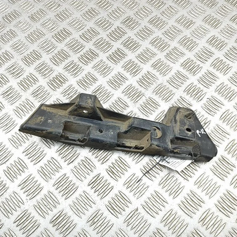 Priekšējā bampera turētājs 960160002R