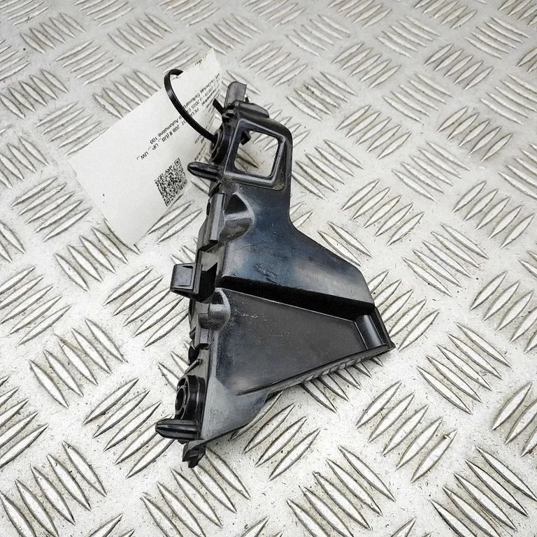 Priekšējā bampera turētājs 9823207980