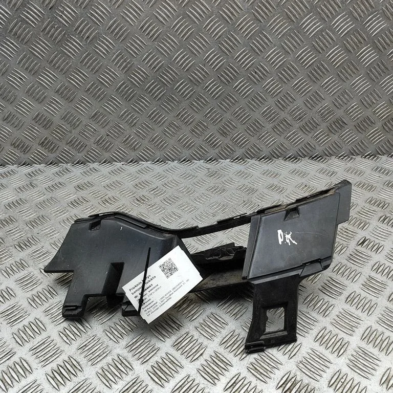 Priekšējā bampera turētājs HY3217C863AA