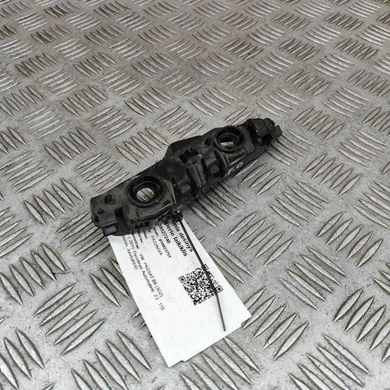 Priekšējā bampera turētājs 3G0807050