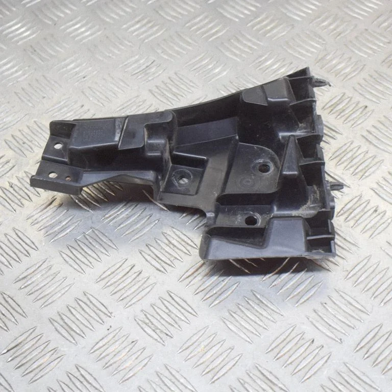 Front bumper mounting bracket – Volvo V60 (2011-2013)