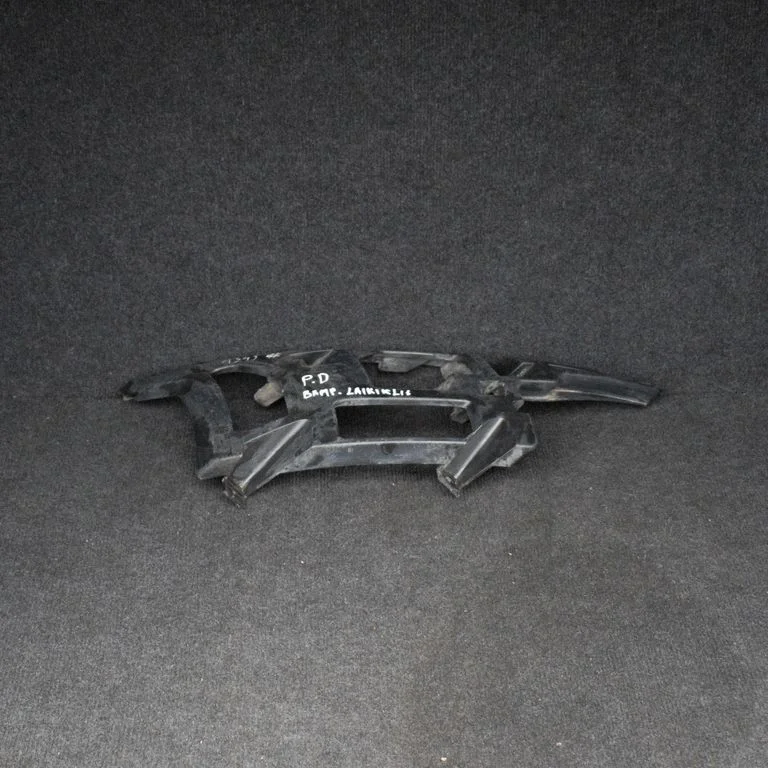 Front bumper mounting bracket – Ford Mondeo MK IV (2007-2014)