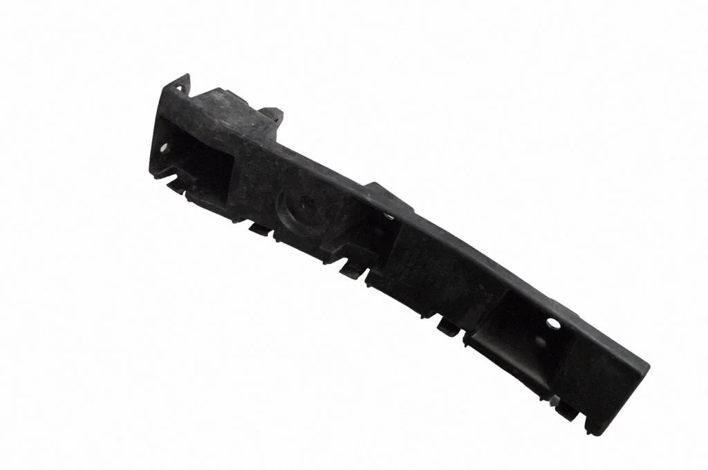 Front bumper mounting bracket FR3B16C066AC